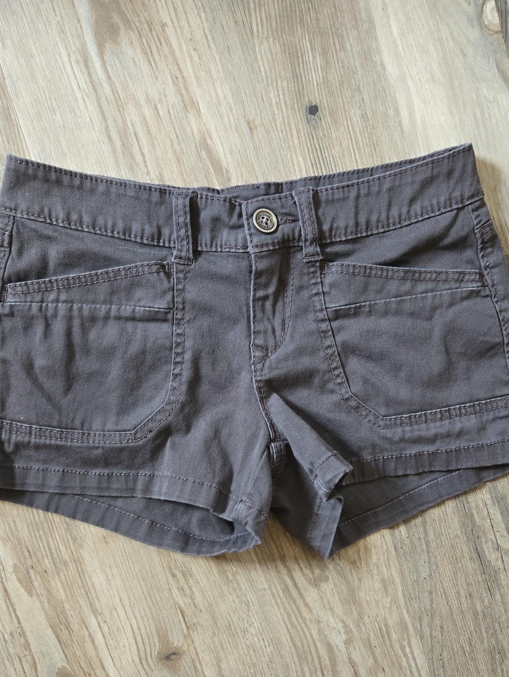 UNIONBAY Women’s Gray Jean Shorts